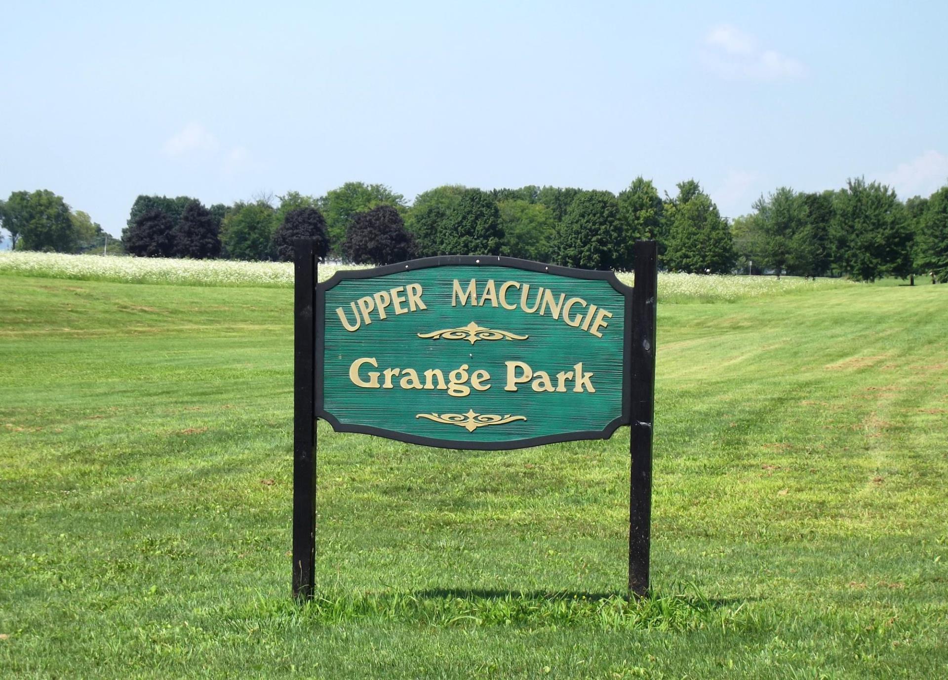 Grange Park Sign